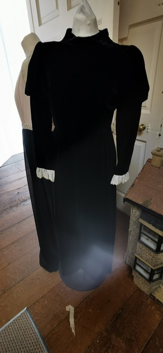 A long sleeved black dress by QUAD. Size 12. Late 1960s with cotton cuffs. Plus a MOSS crepe 1960s - Image 7 of 9
