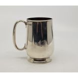 A silver 1/2 pint tankard, by James Dixon & Sons Ltd, Sheffield 1926, height 10.2cm. (172.4g)