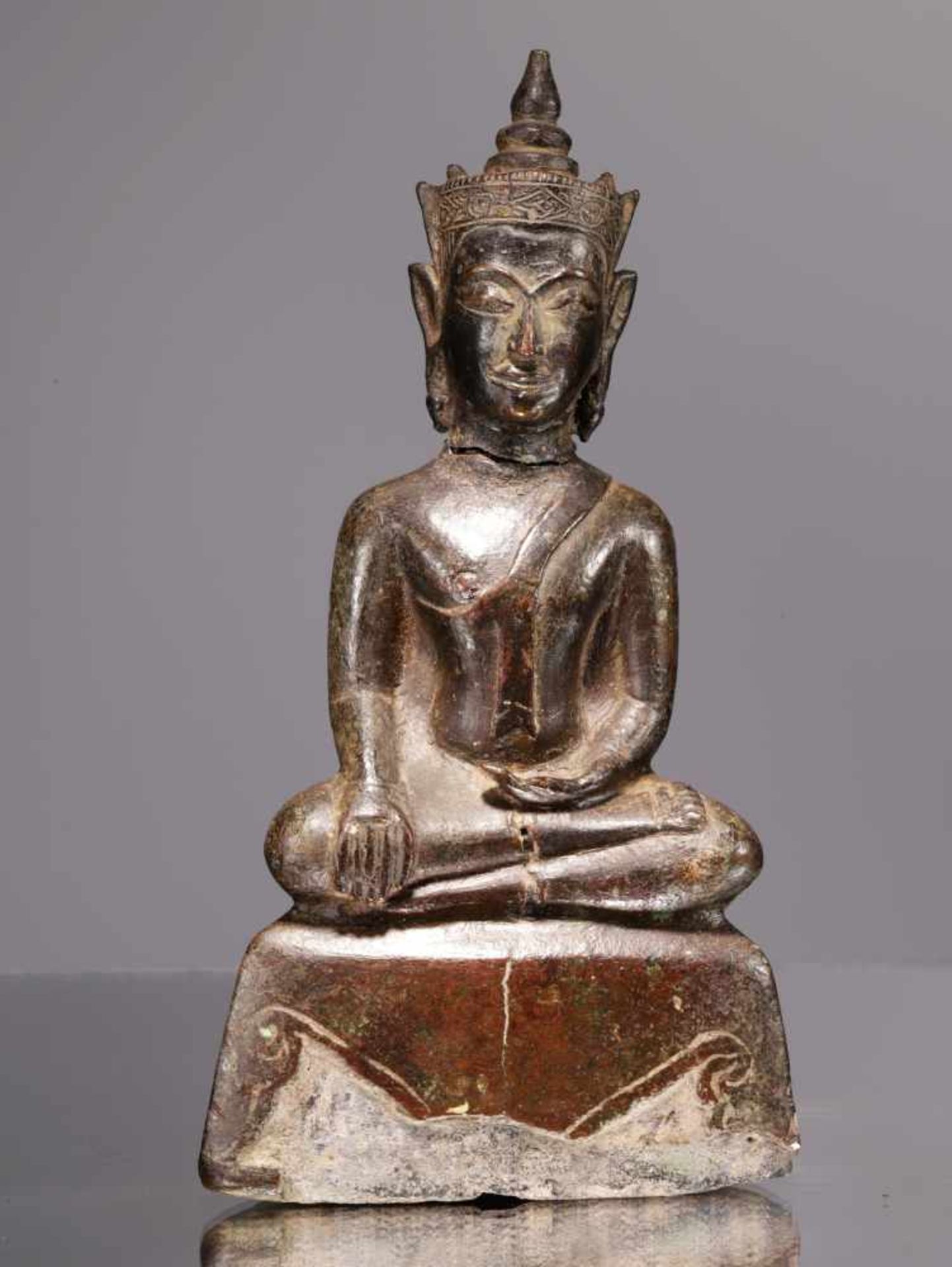 BUDDHABronzeThailand , 17th centuryHead brokenDimensions: Height 16 cm; Wide 8 cm ; Wide 4