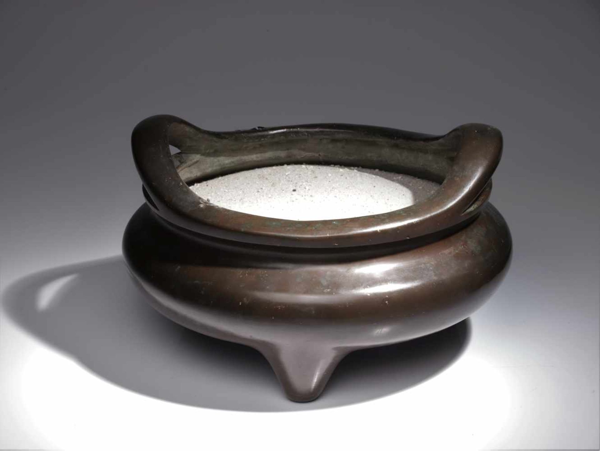 INCENSE BURNERBronzeChina , 18th centuryDimensions: Height 15 cm Wide 31 cm Depth 31 cmWeight: