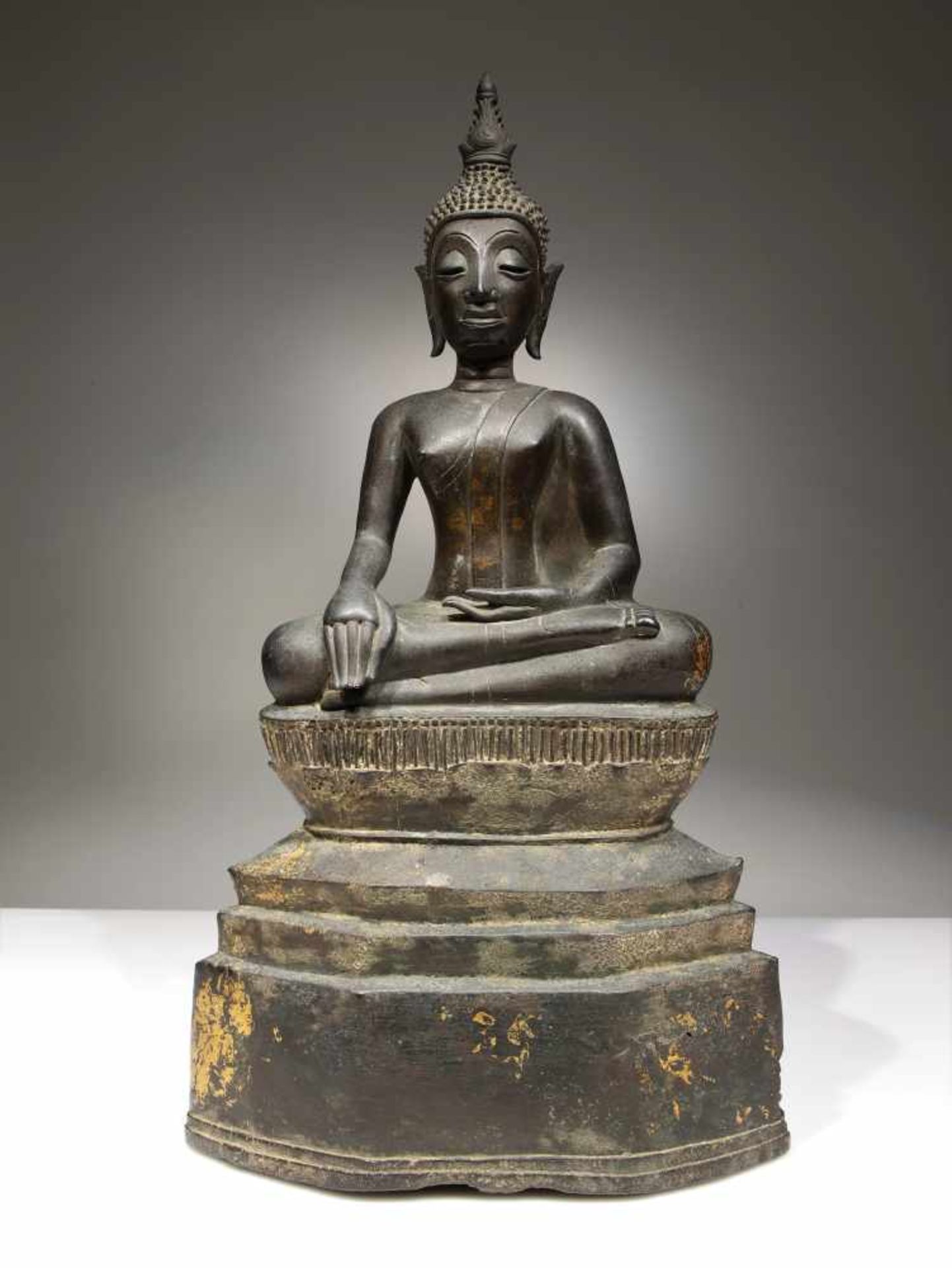 SITTING BUDDHA