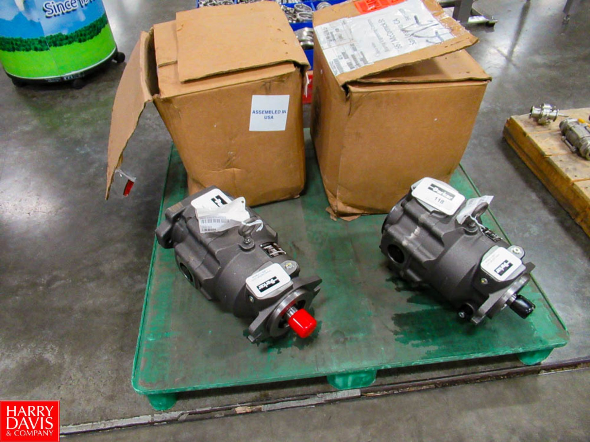 Lot of (2) Parker Hydaulic Pump Units, Model: PAVC10032R422, Located In Dry Storage - Rigging Fee: $ - Image 3 of 3