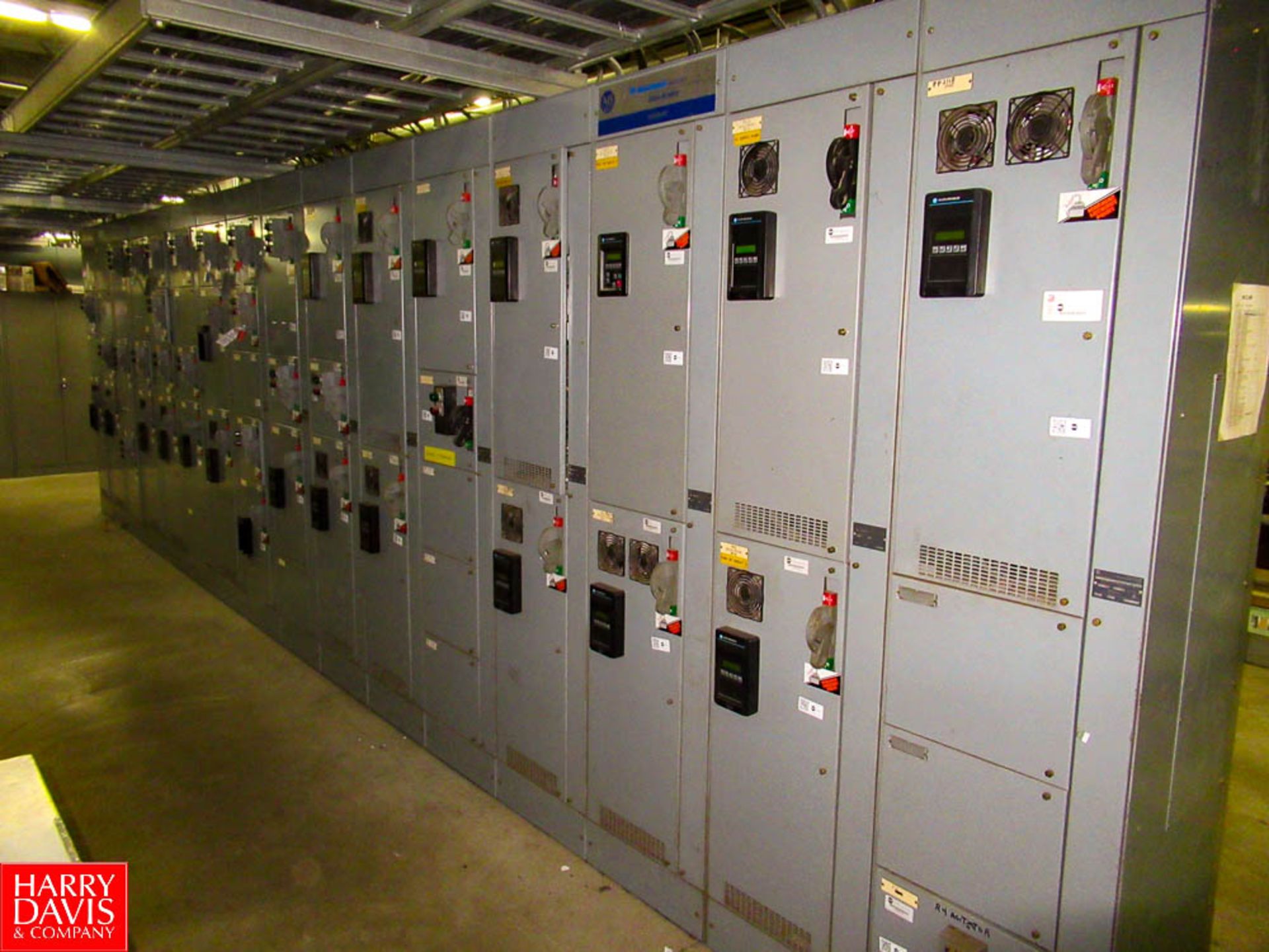 Allen Bradley VFD's ; Starter Buckets Contents Of MCC-MP, Components Only, Located In: 2nd Floor - Image 2 of 3