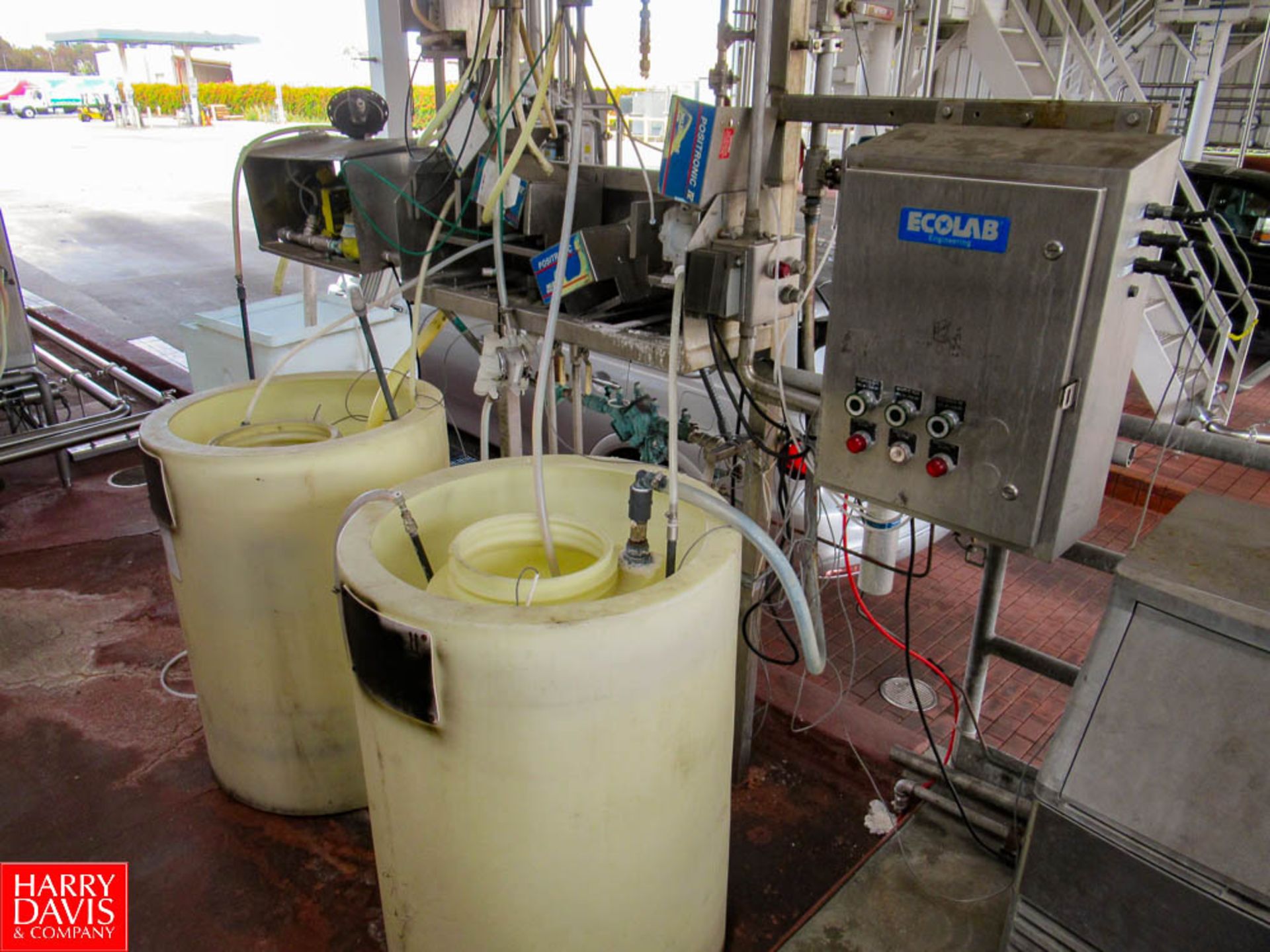 Ecolab CIP Additive / Dosing Station with KlenZade Positronic IV Chemical Control Regulators and
