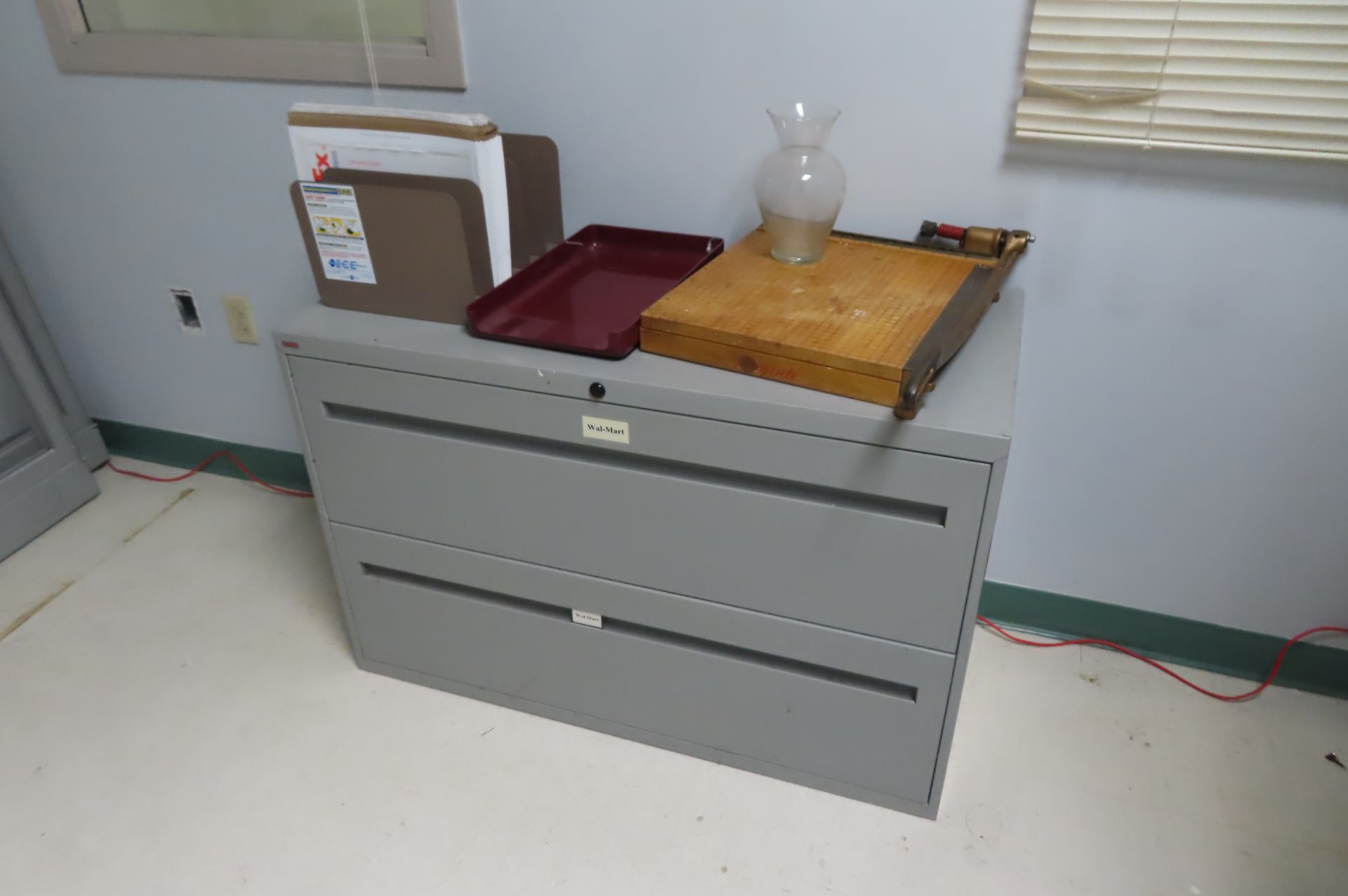 Office furniture - Image 2 of 2