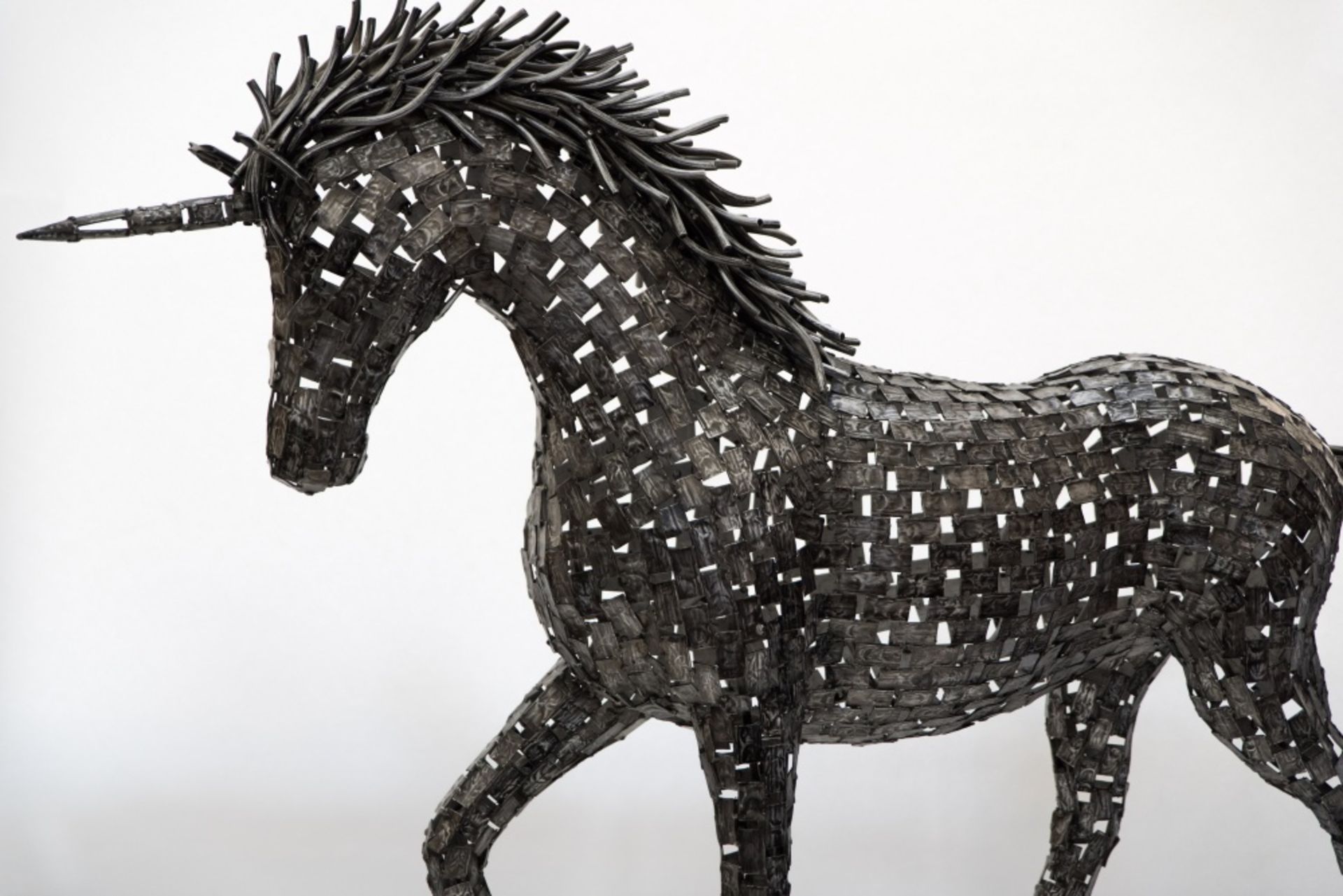 Olivier de Schrijver (Born in 1958)UnicornSculpture made of welded aluminium plaquettes and powder- - Image 2 of 4