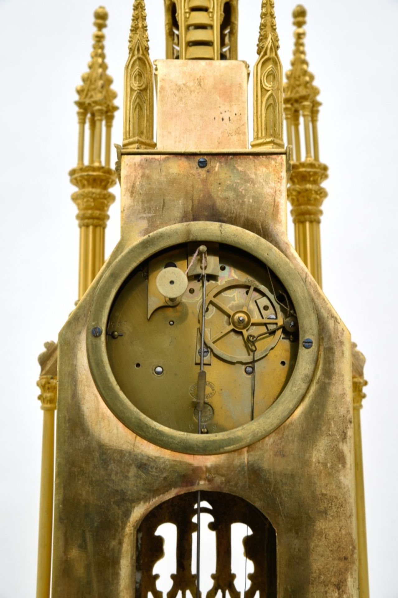 Early 19th century workCathedral clockBronze with golden patina, black-lacquered wood stand inlaid - Image 5 of 6