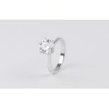 Solitaire ring 2.18 ct 18 kt white gold set with a 2.18 ct brilliant H, IF. GIA certificate.