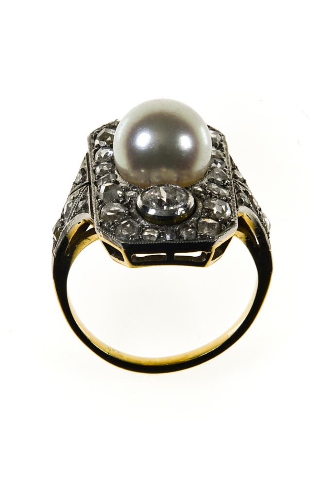 Belle Epoque ring 18 kt yellow and white gold, rectangular, set with a white pearl in the centre ( - Image 2 of 5