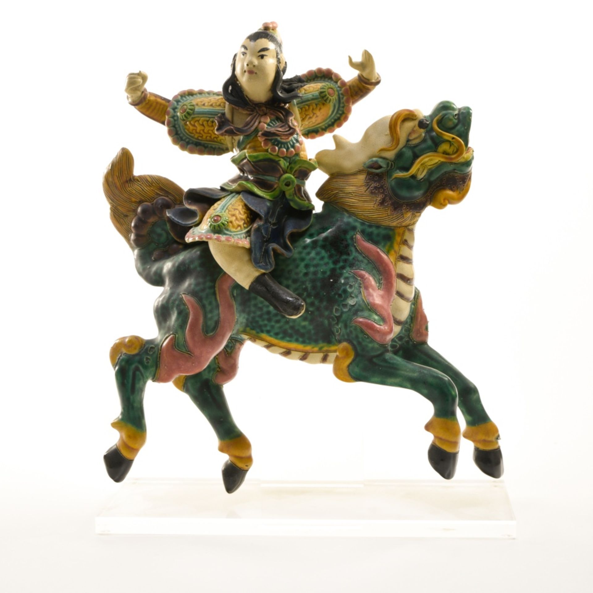 China, 20th century Immortal riding a qilin, Polychrome majolica. On a stand. Height (cm) : 23 - - Image 2 of 2