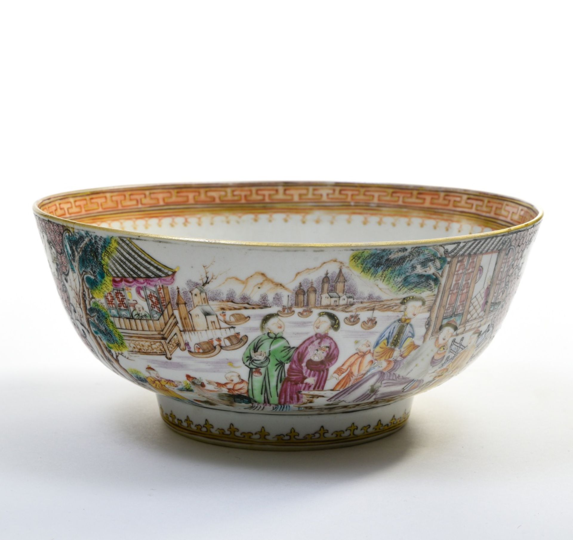 China, 18th century Large flared bowl, Porcelain, with Famille Rose enamelled dŽcor of a banquet, - Image 4 of 7