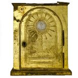 18th century work Tabernacle door, Carved giltwood Some damage and chips. Height (cm) : 43,5 -