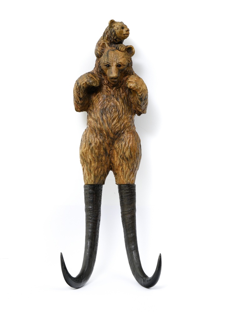 Black Forest work Two hat hangers, Horn and carved wood, one depicting a bear with its cub, the