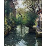 Fernand TOUSSAINT (1873-1956) Canal in Bruges, Oil on canvas marouflaged on cardboard. Signed at