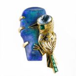 Cartier Londres Large "Pic Vert" brooch 18 kt yellow gold depicting a green woodpecker holding a