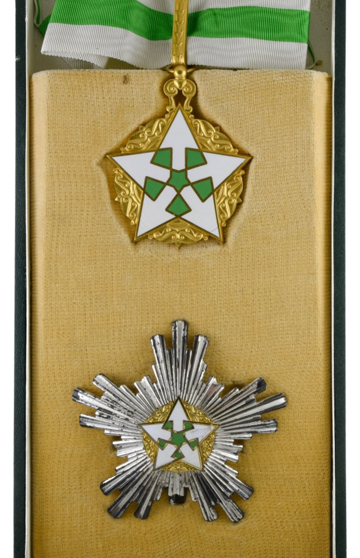 Syria Order of Civilian Merit, Grand officer's group, Commander's cross, 70mm and breast star, 66mm. - Image 2 of 3