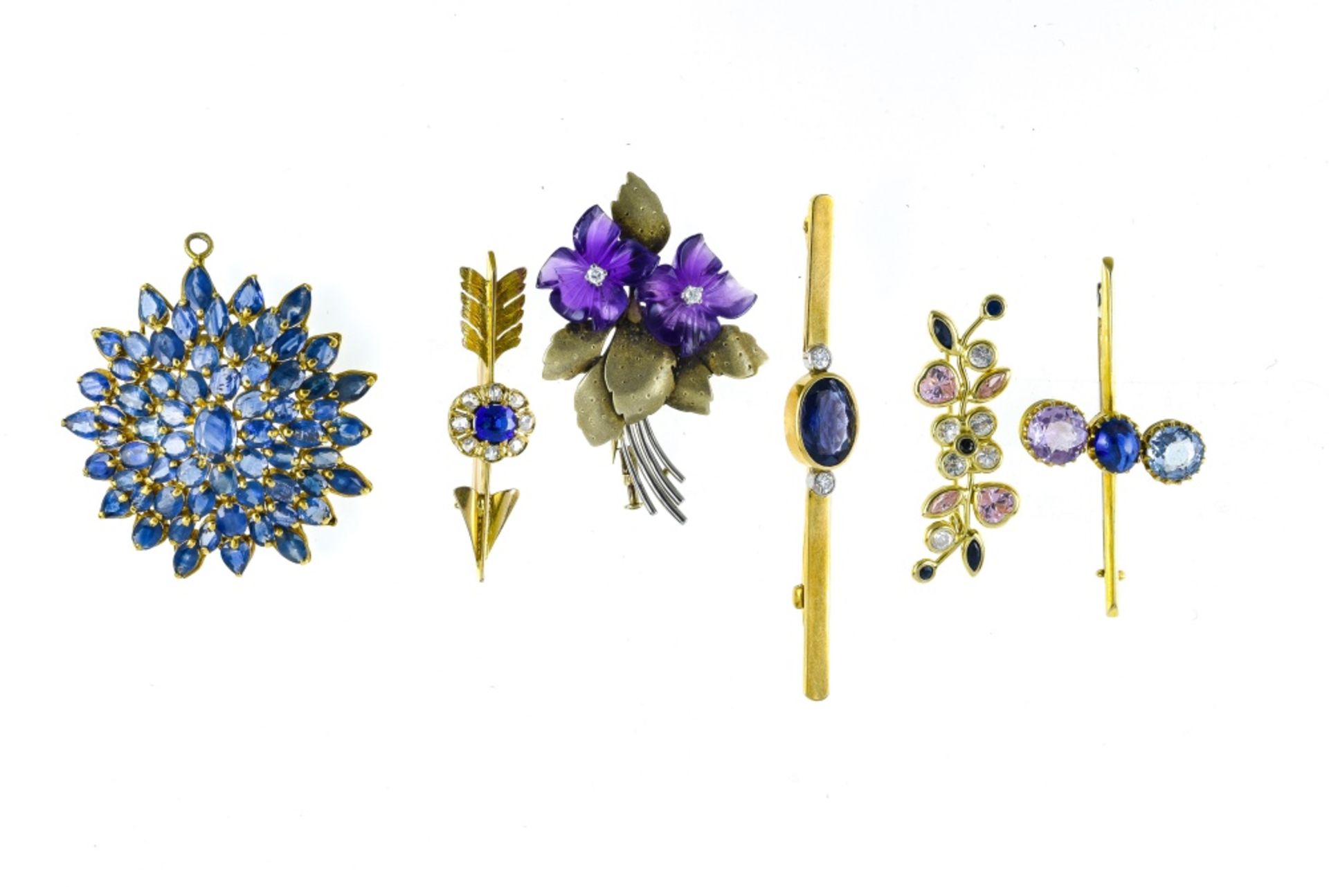 Set of six brooches 18 kt yellow gold (5) and 14 kt yellow gold (1) set with sapphires and