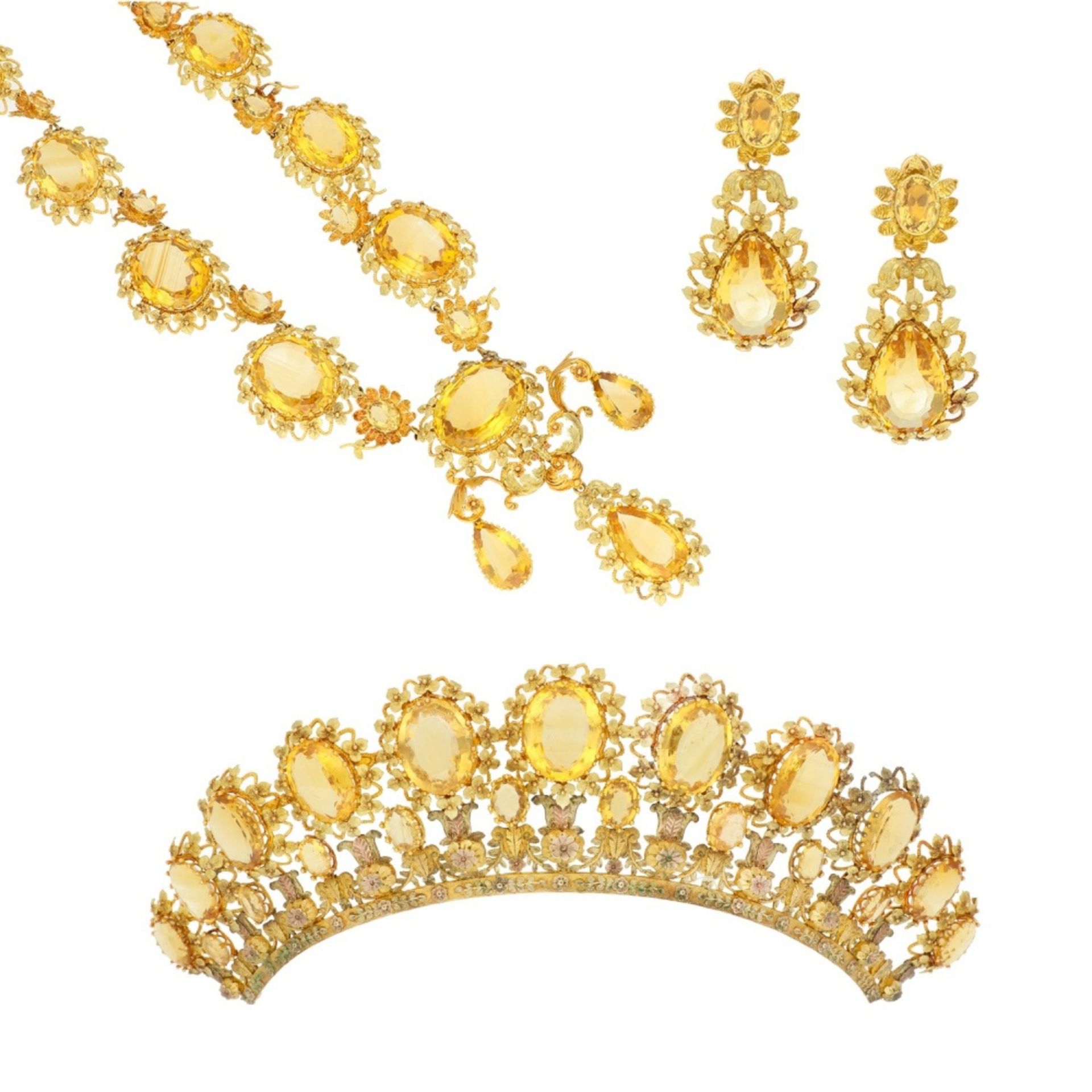 Superb citrine parure 18 kt yellow, green and red gold, and vermeil. Etched with floral patterns