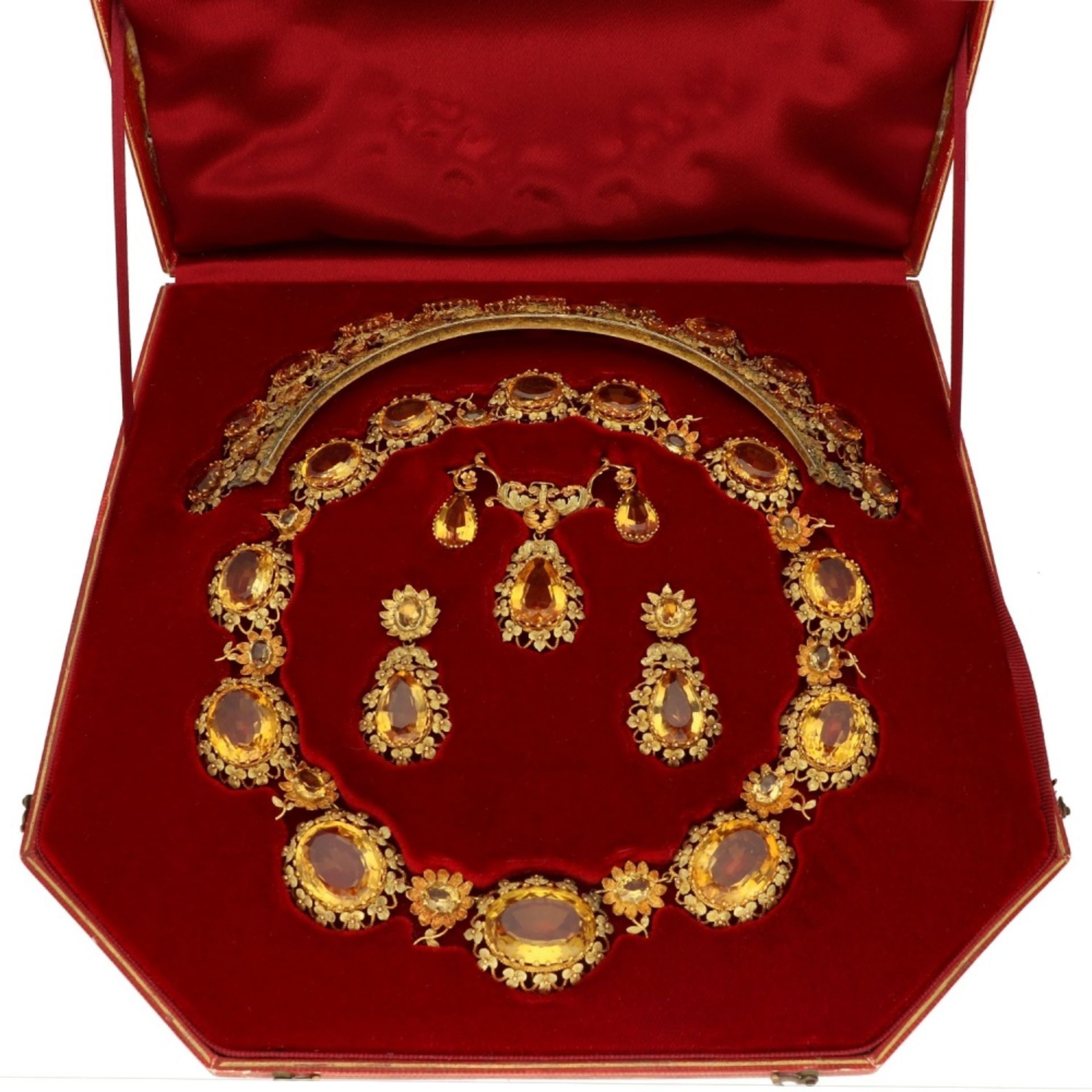 Superb citrine parure 18 kt yellow, green and red gold, and vermeil. Etched with floral patterns - Image 2 of 2