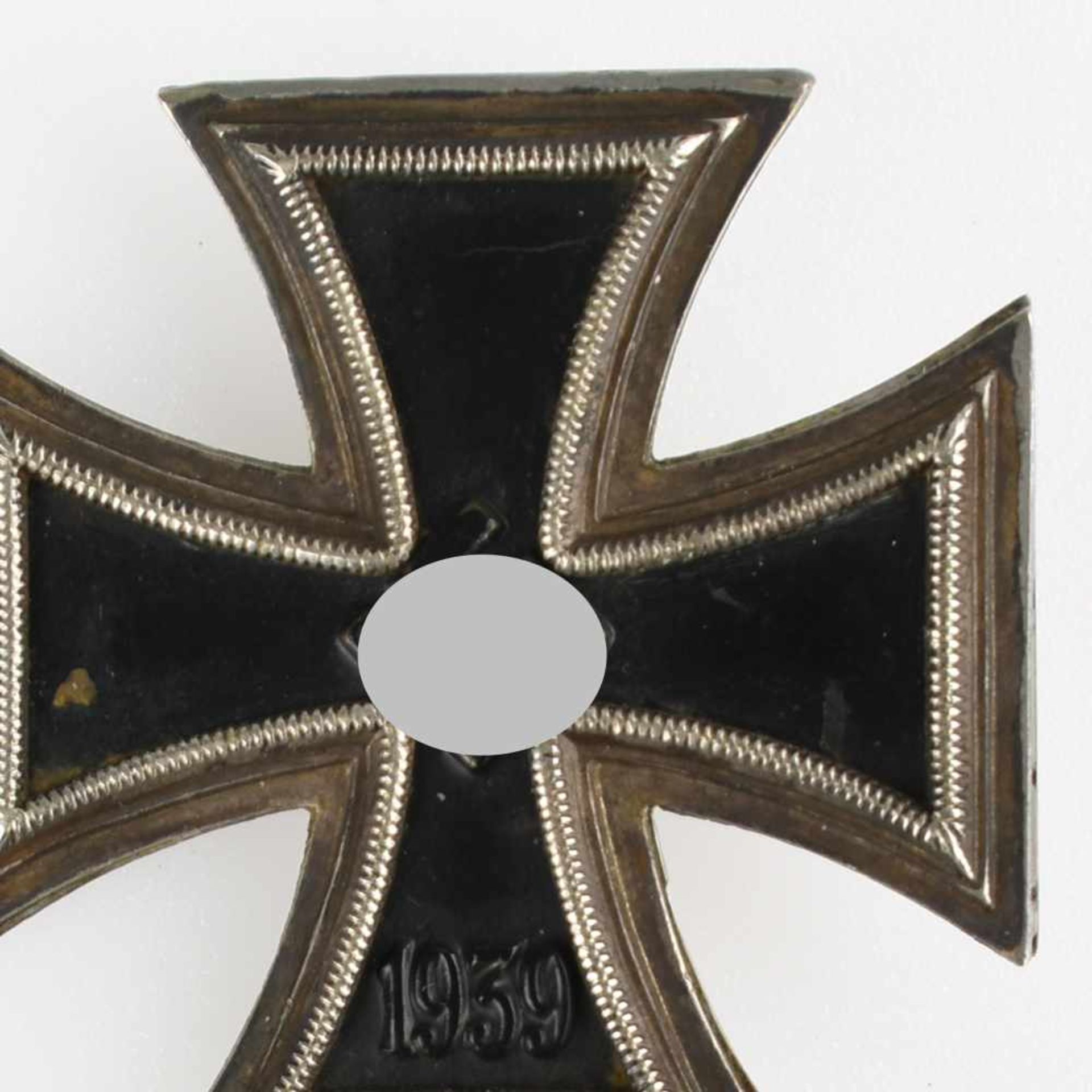 Kampfabzeichen III. Reich Eisernes Kreuz 1939, 1. Klasse, nicht magnetisch, alte Reparatur, Nadel