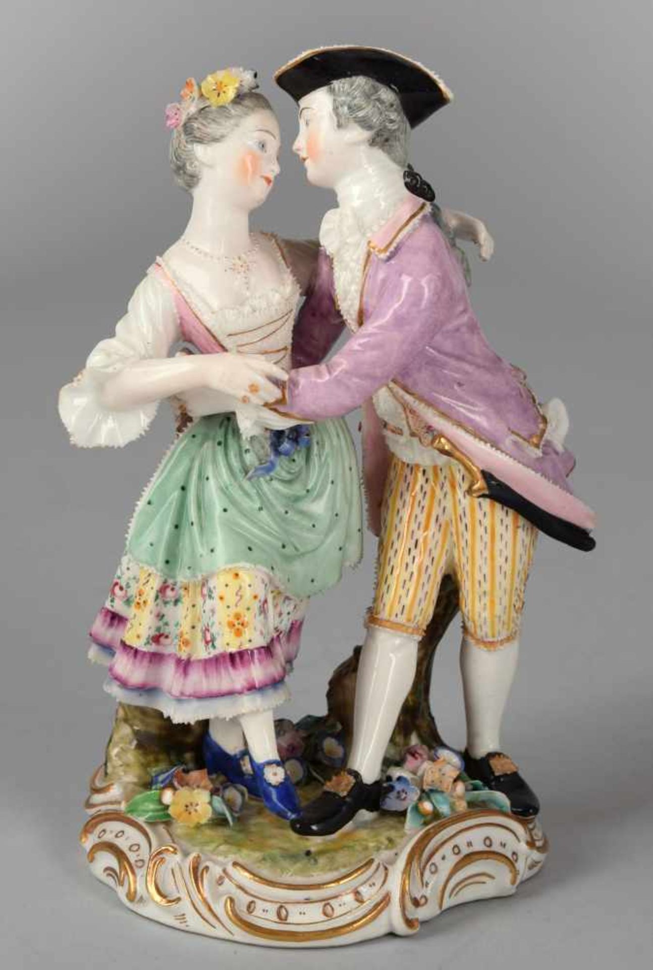 Klassizistische Figurengruppe gemarkt, stehendes galantes Paar im klassizistischen Kostüm, auf - Bild 2 aus 2
