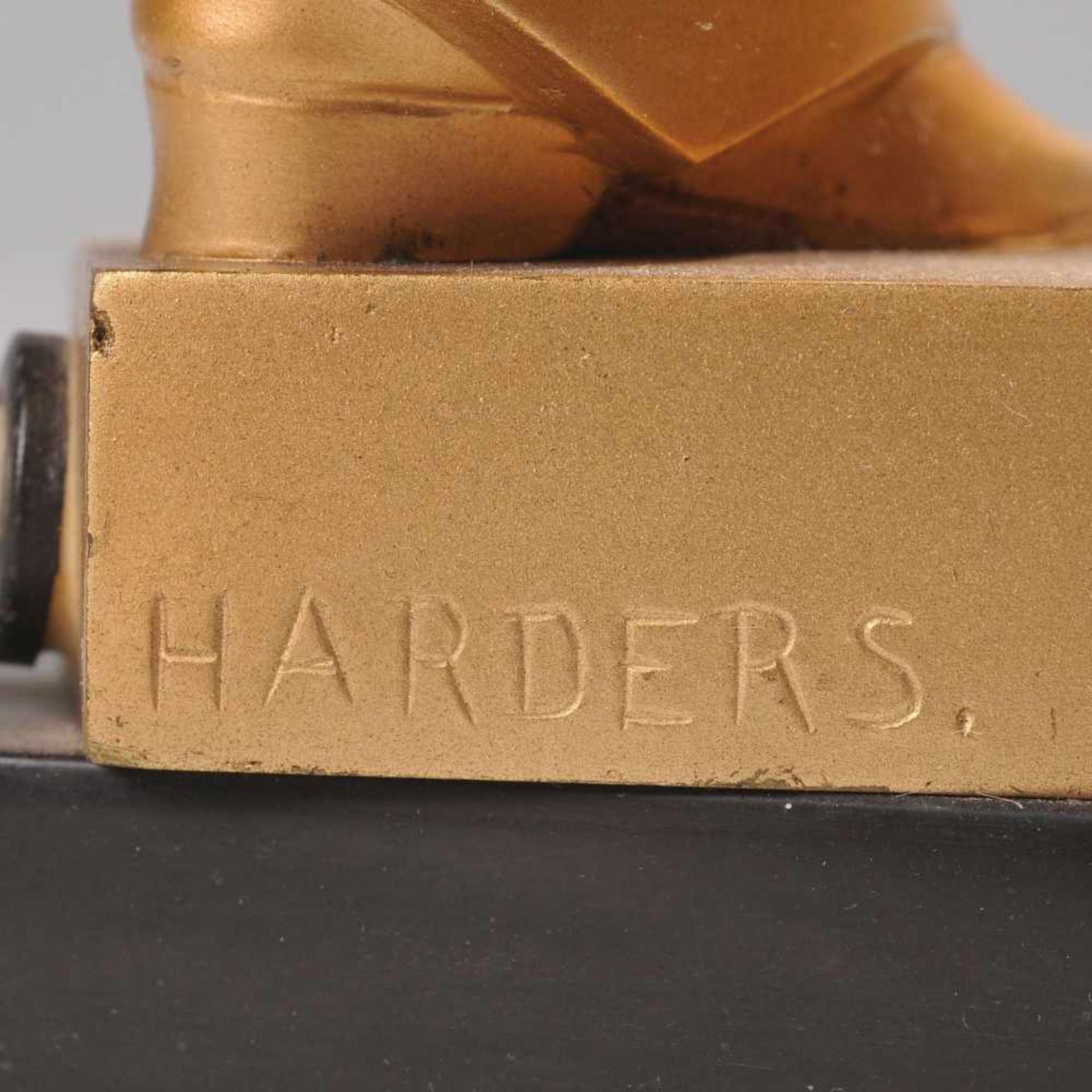 Harders, Hans (1875 Mörel - 1955 Berlin) figürlicher Art déco-Tischlampenfuß, Bronze, auf - Bild 5 aus 9