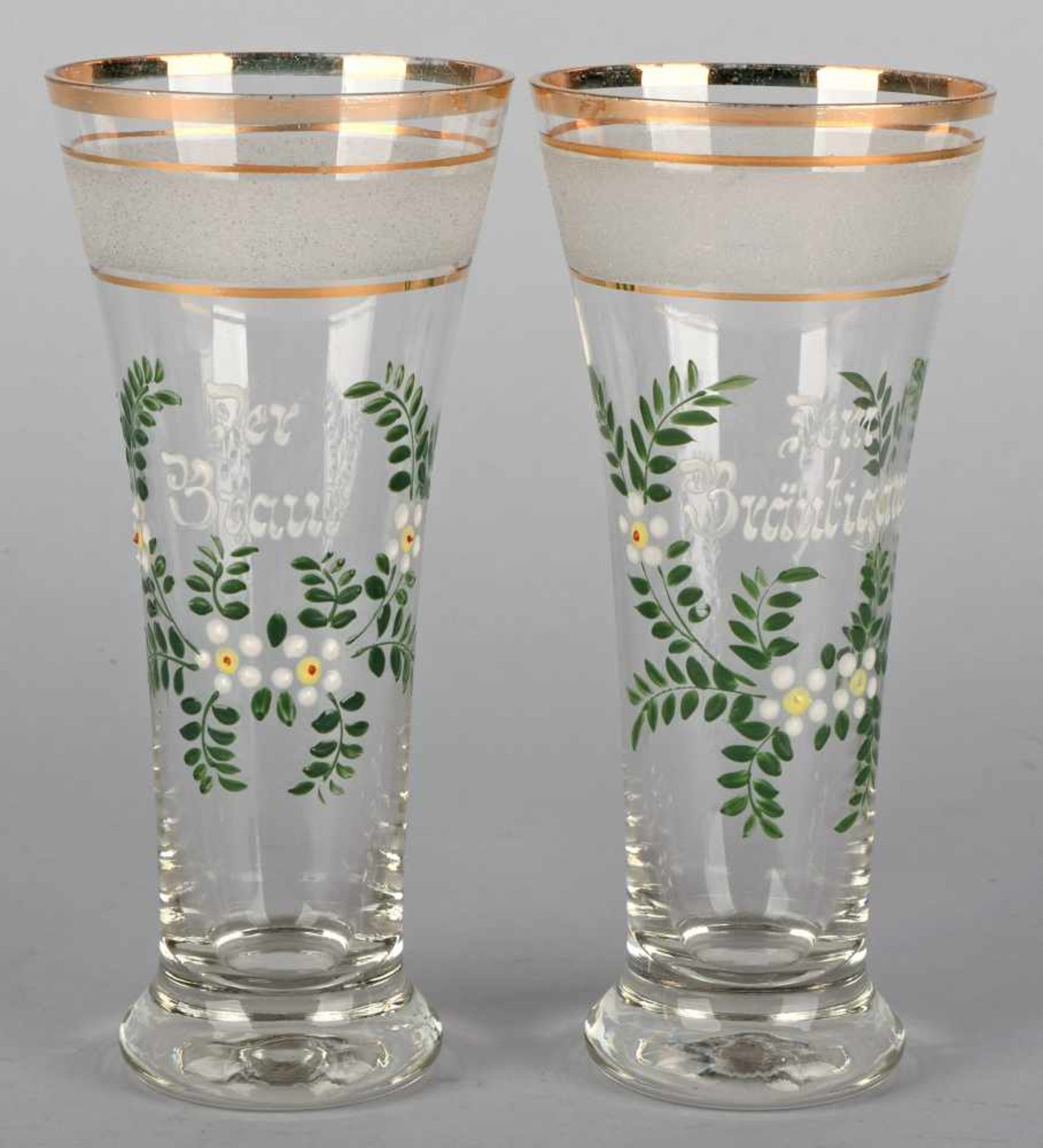 Paar Hochzeitsgläser Klarglas, hohe Trichterform über wulstigem Stand, Schriftzug "Der Braut" - Bild 2 aus 2