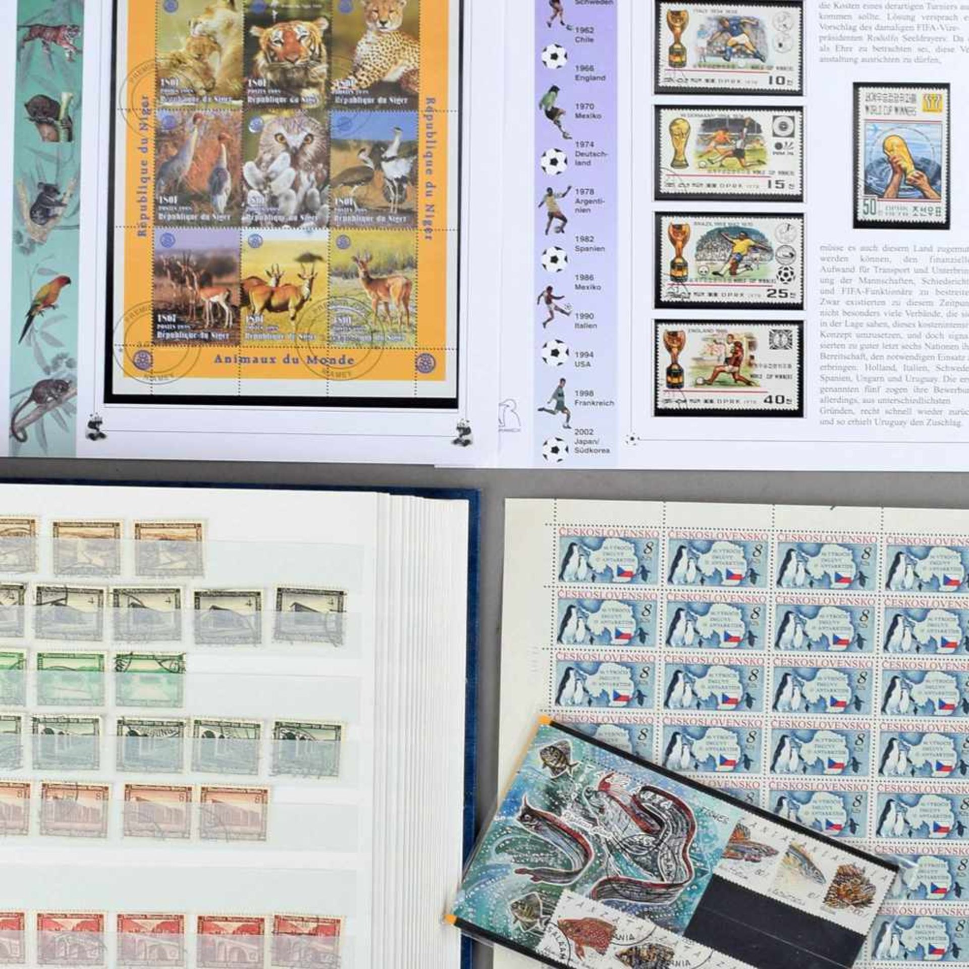 Konvolut Briefmarken und Belege postfrisch und gestempelt. dabei u.a. 2 x Jahressammlung der