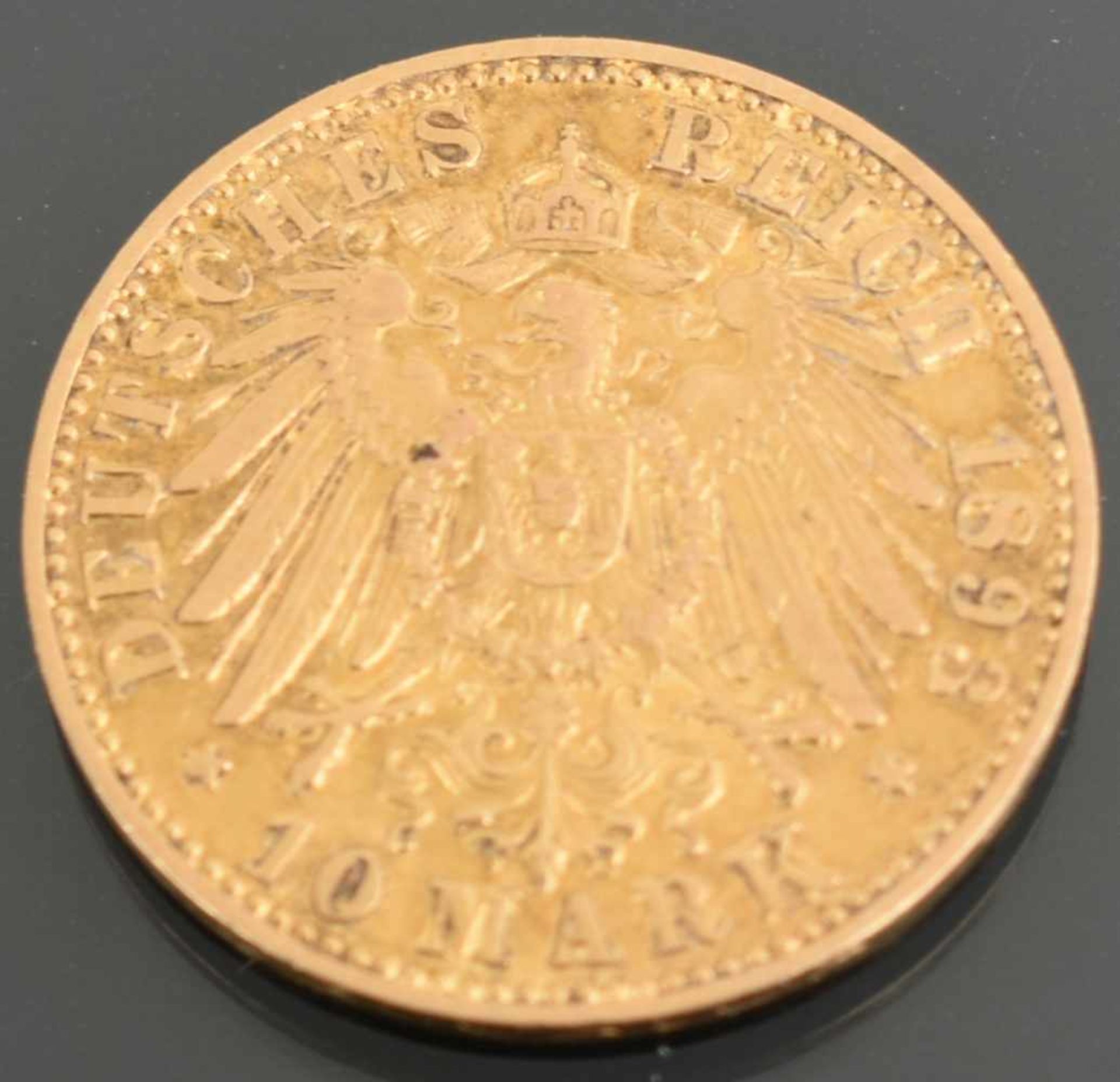 Goldmünze Kaiserreich - Preußen 1893 10 Mark in Gold, 900/1000, 3,98 g, av. Wilhelm II. Deutscher - Image 3 of 3