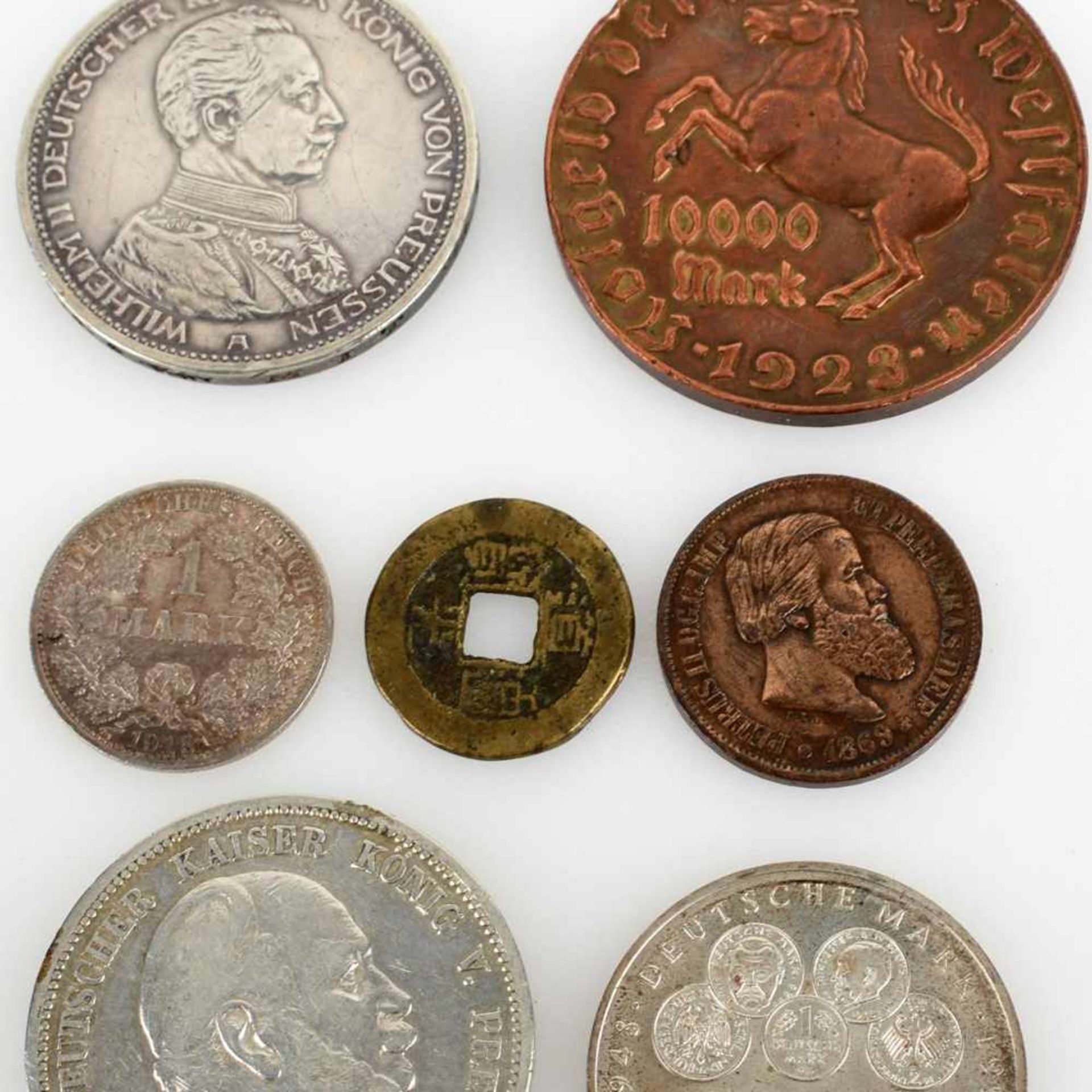 Konvolut Münzen insg. 7 versch. Ausgaben: 1 x 5 Mark in Silber, av. Wilhelm Deutscher Kaiser König