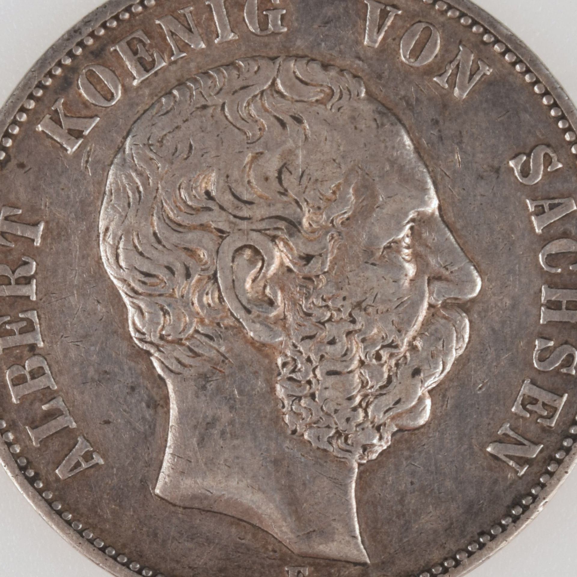 Silbermünze Kaiserreich - Sachsen 1875 5 Mark in Silber, av. Albert König von Sachsen Kopf rechts,