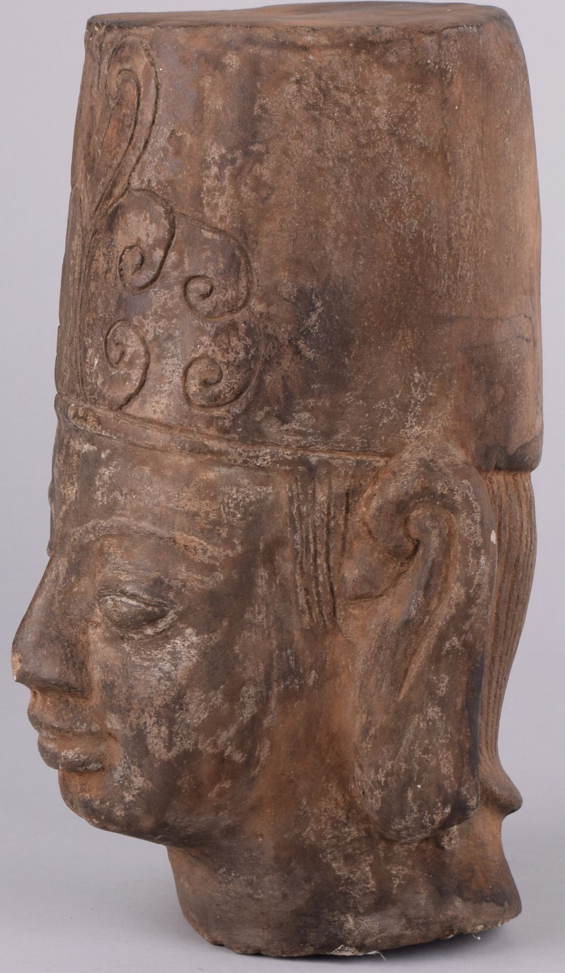 Asiatischer Kopf grauer Stein, bräunlich patiniert, Kopfdarstellung eines Asiaten mit Halsansatz und - Bild 3 aus 4