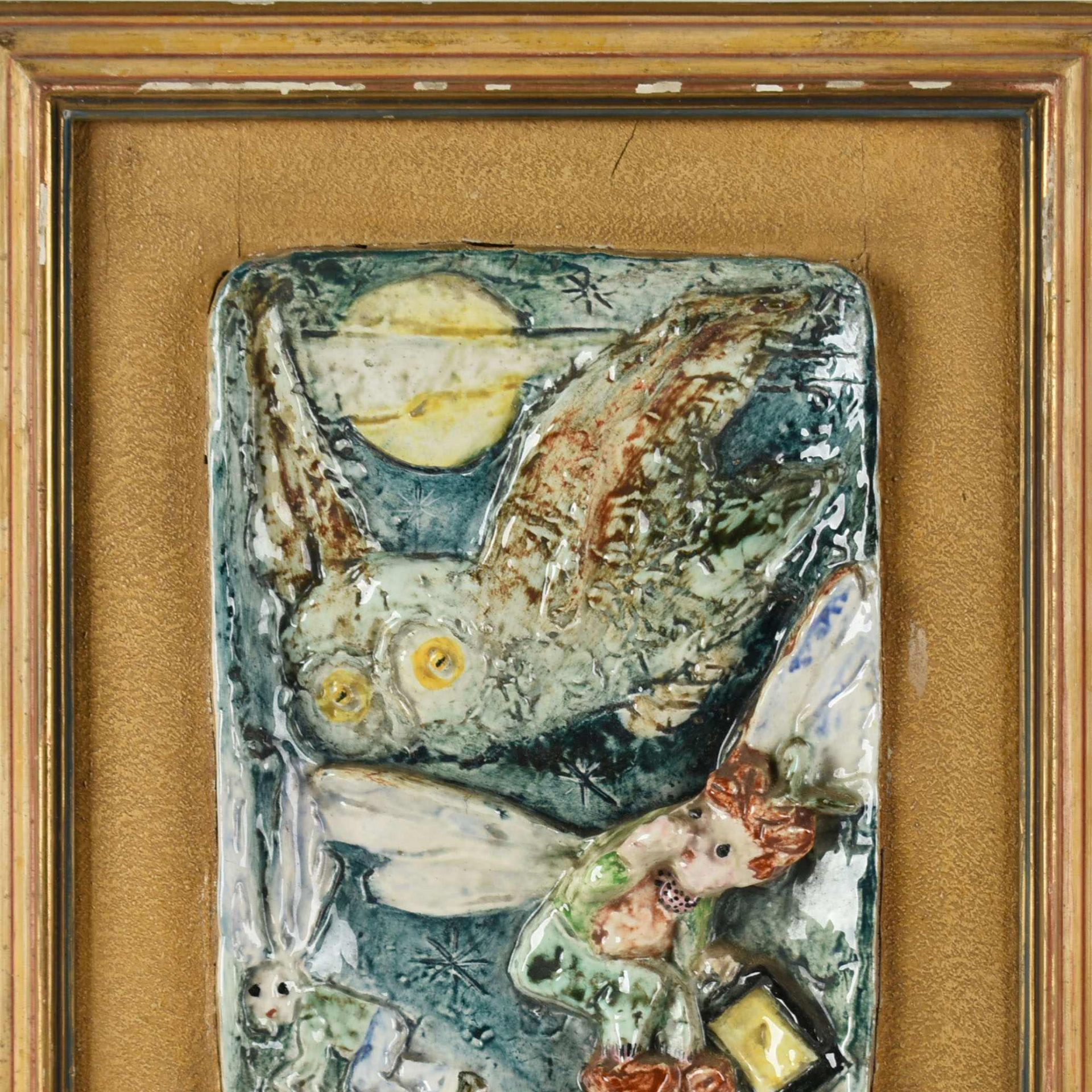 Künstlerfliese Jindrich Soukop Majolika-Relief, Märchendarstellung mit Elfen und Eule, farbig
