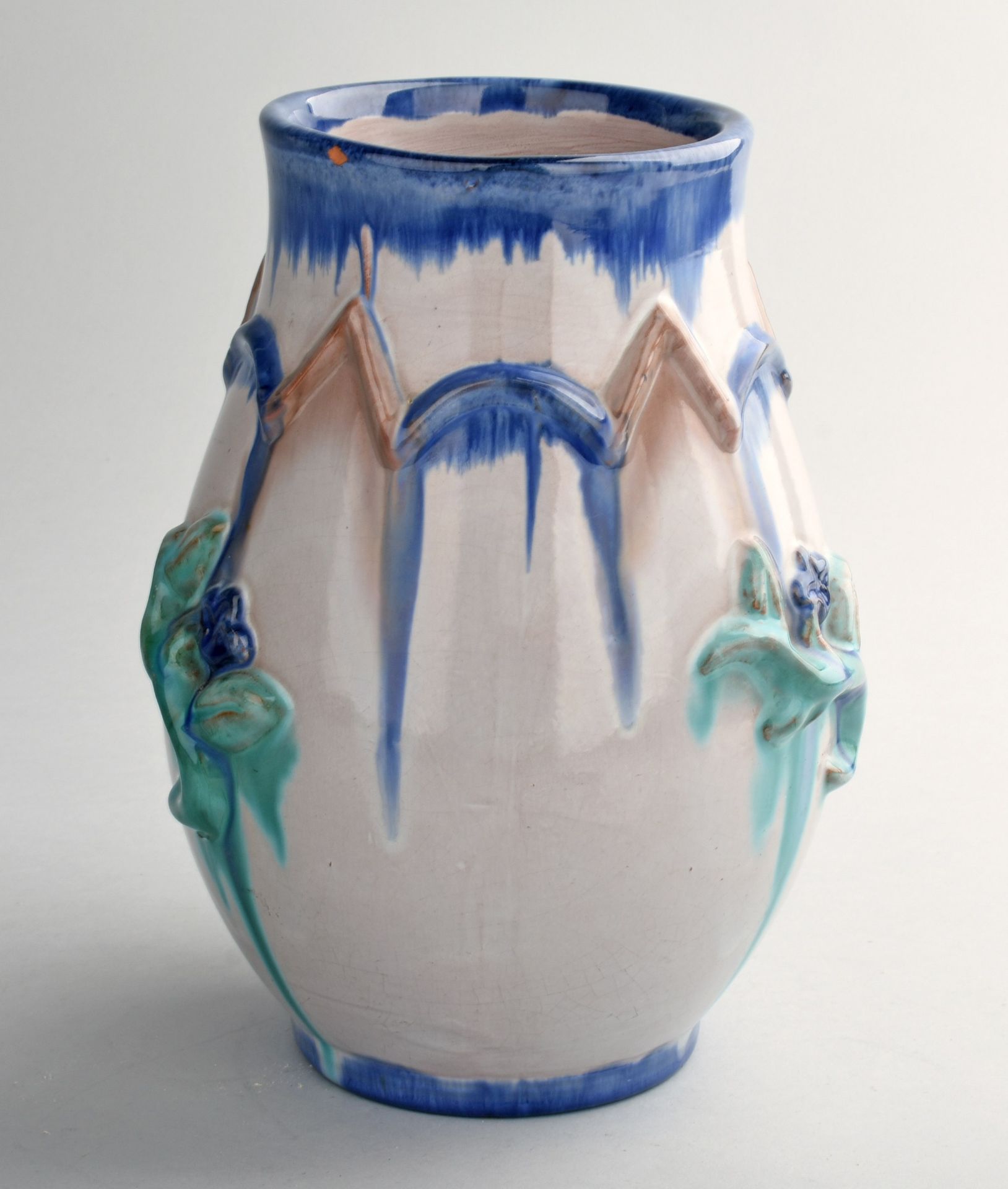 Vase gemarkt "Made in Austria", ziegelroter Scherben, bauchige Wandung mit leicht ausschwingendem - Bild 3 aus 3