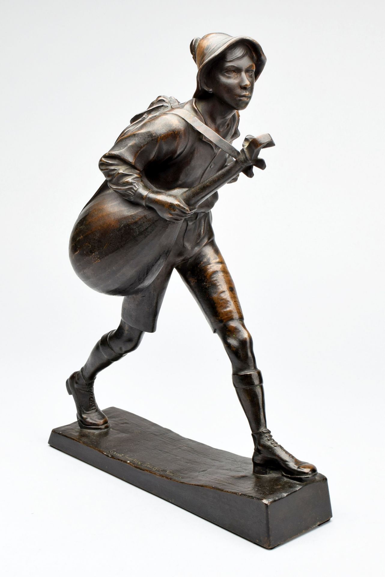 Jaeger, Ernst Gustav (1880 Markgrabowa- 1954 Berlin) Bronze, dunkelbraun patiniert, schreitender - Bild 2 aus 5