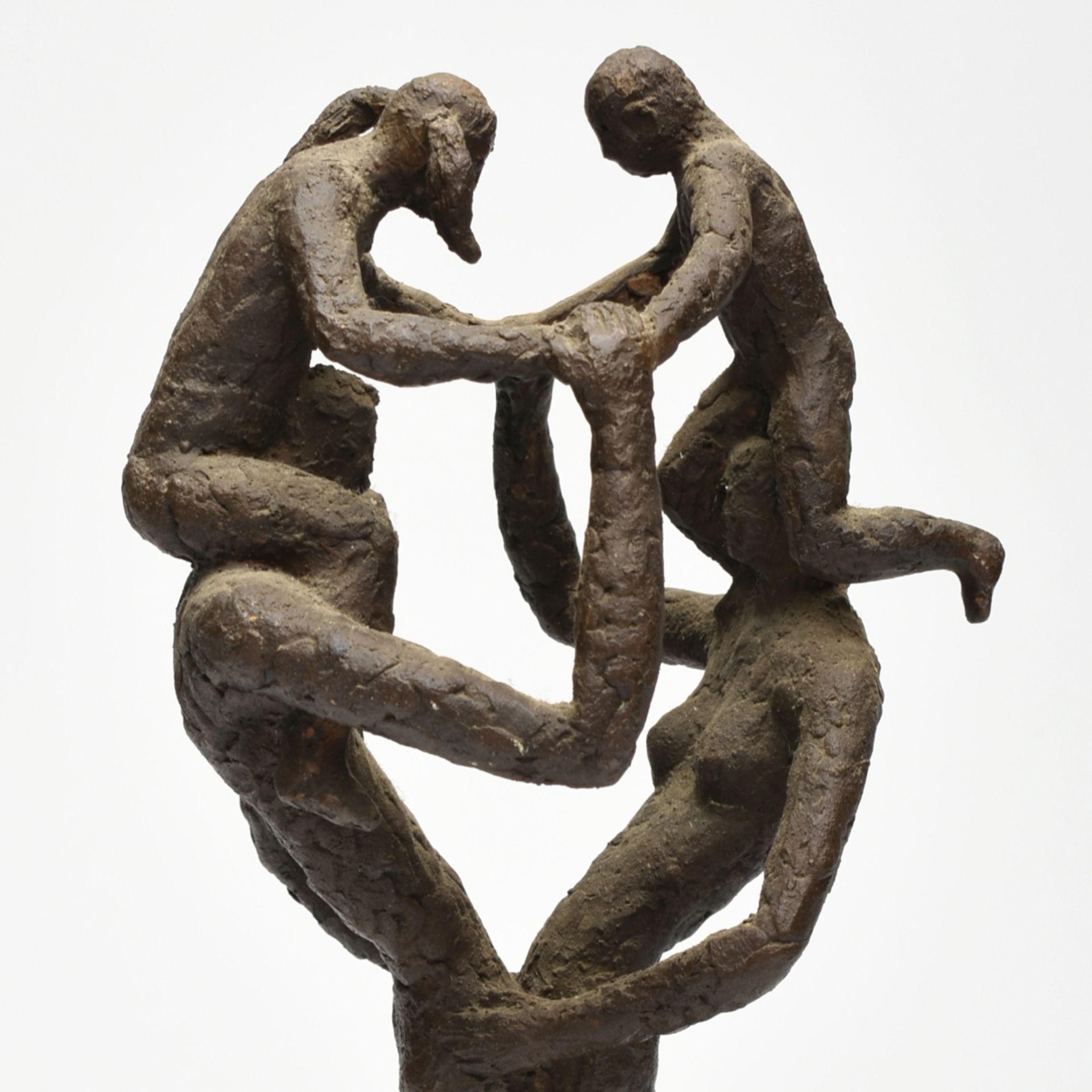 Habort, Jo (1951 Oschersleben - ) Bronze, dunkelbraun patiniert, Mann und Frau mit Junge und Mädchen
