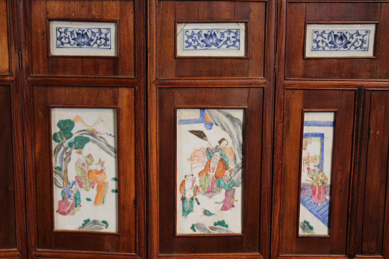 Qing 8-Panel Chinese Porcelain Folding Screen - Image 4 of 12