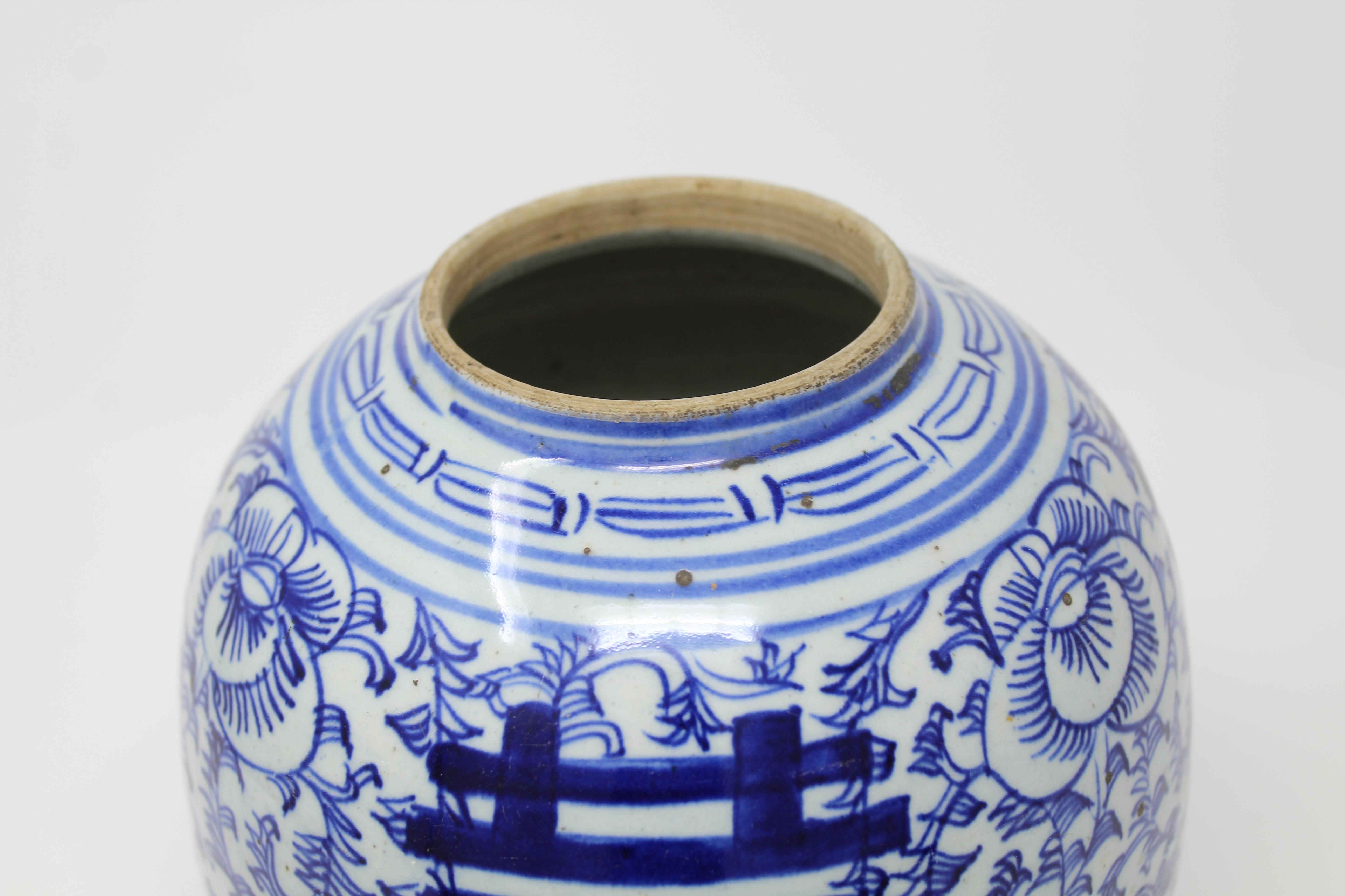 Antique Chinese Blue/White Ginger Jar - Image 2 of 4