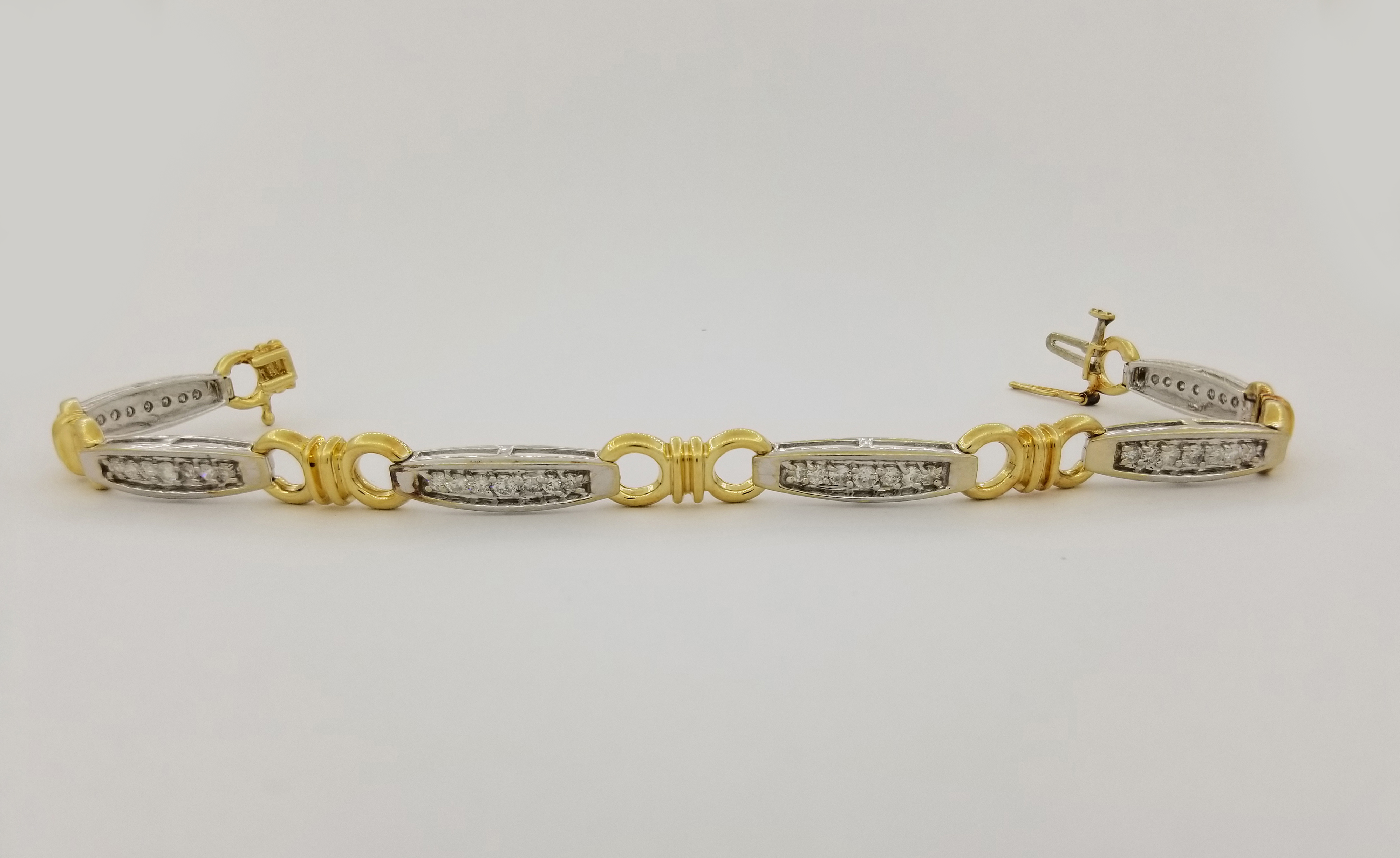 10K Gold 2CTW Diamond Tennis Bracelet - Image 2 of 4