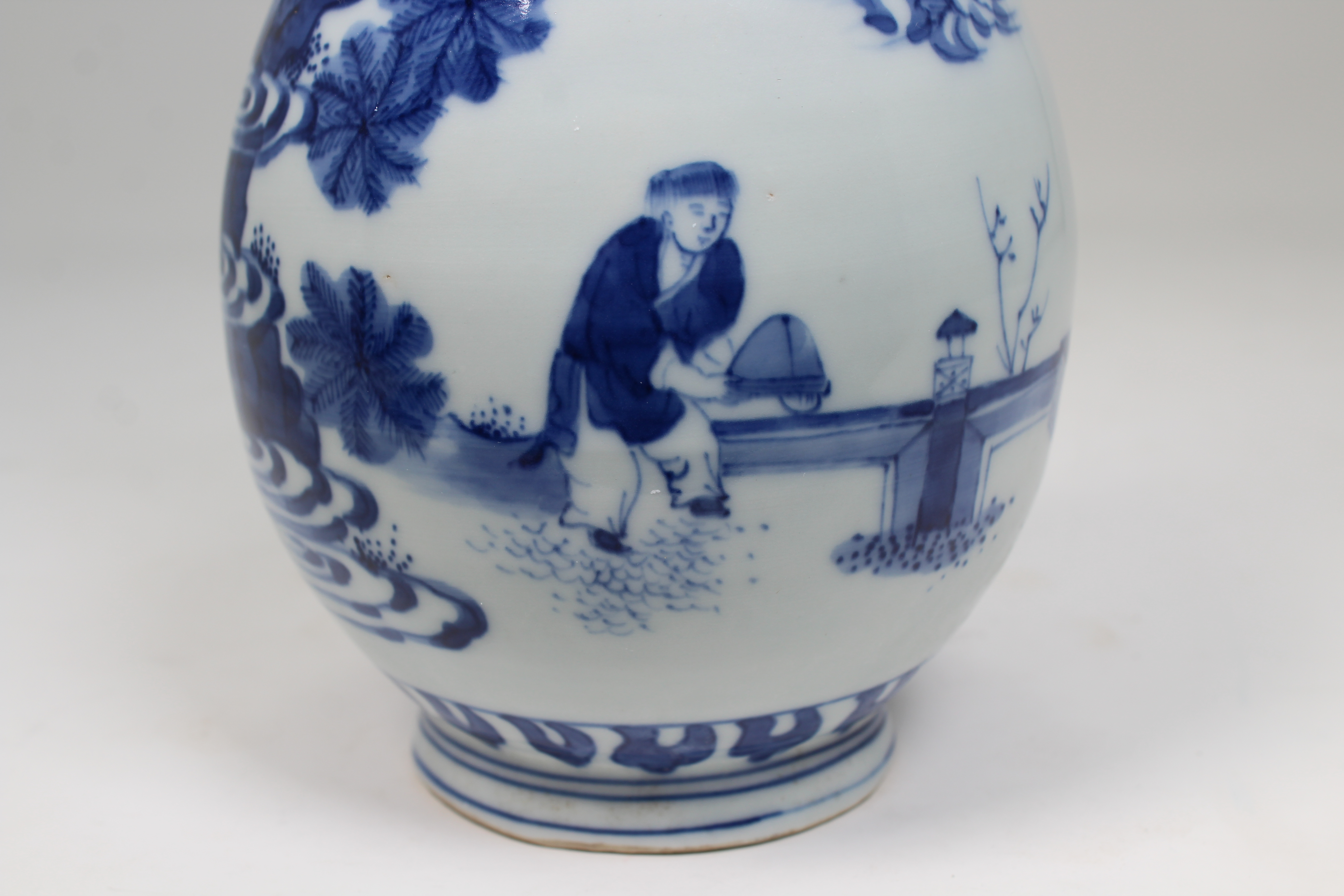 Chinese Blue/White Porcelain Vase. Scene depicts figures conversing. Size: 9 x 4.75 in. - Image 2 of 8