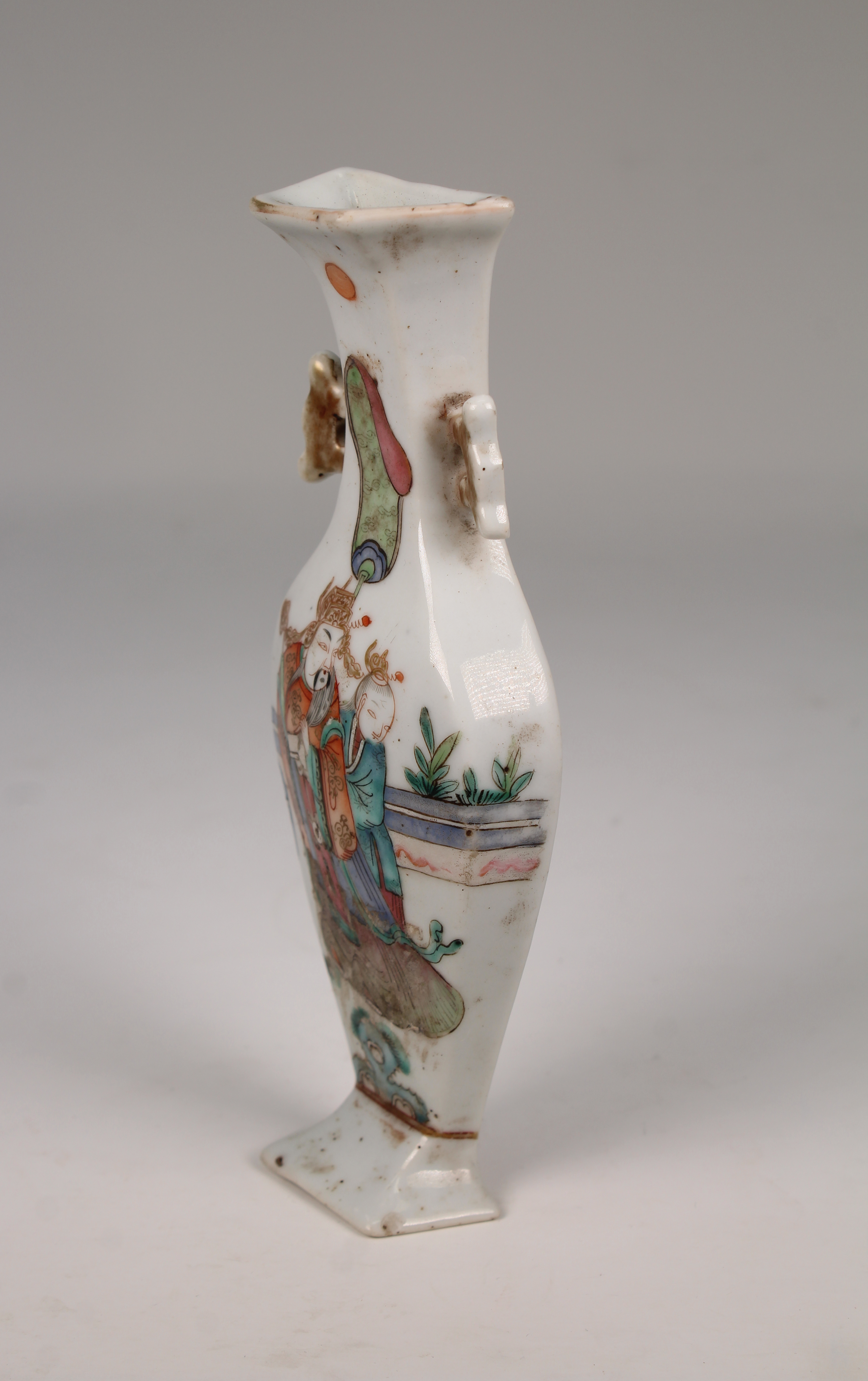 Chinese, Qing Dynasty Famille Rose Wall Vase - Image 7 of 10