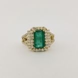 14K White Gold Emerald & Diamond Ring