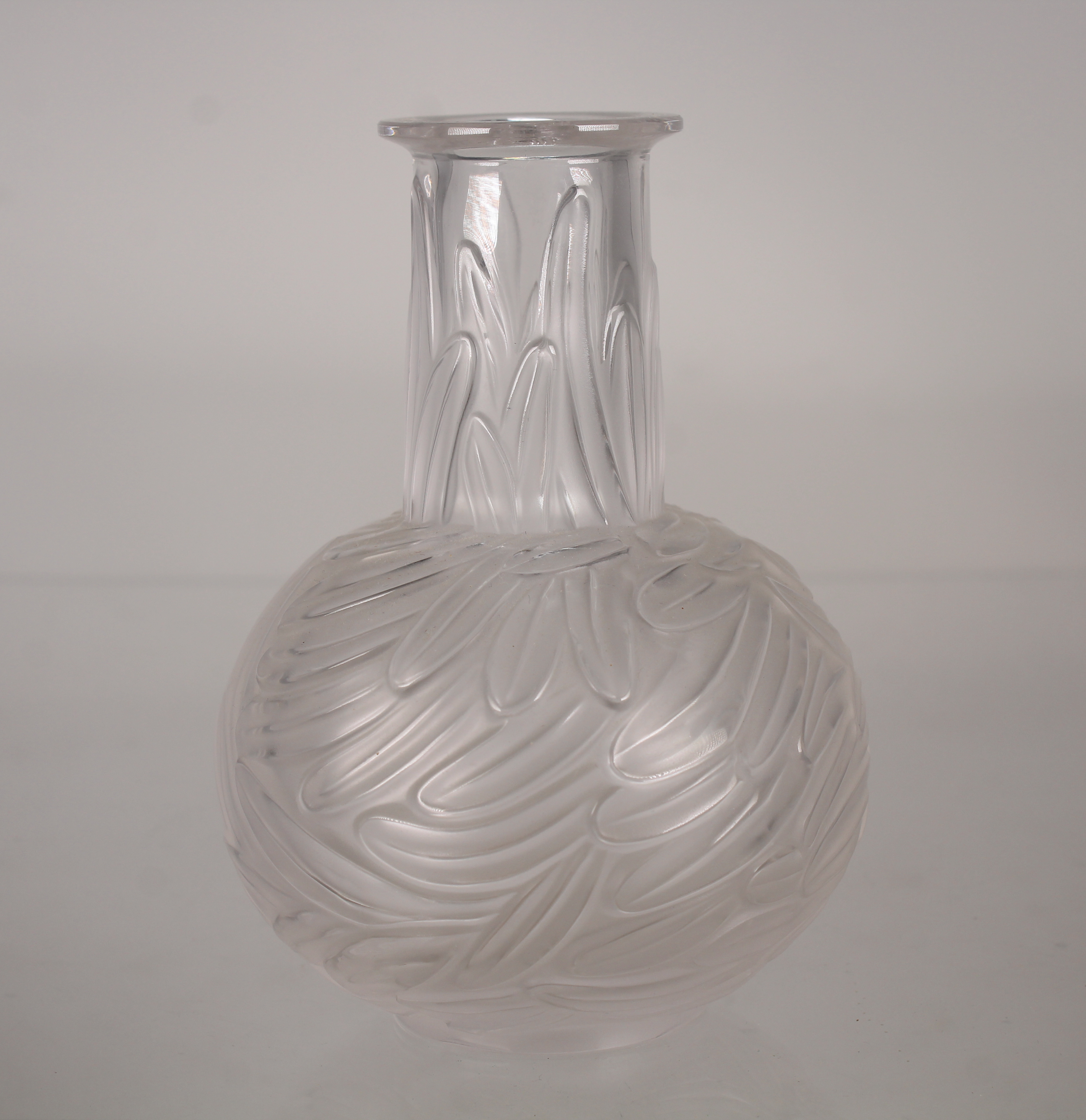 Lalique 'Plumes' Vase - Image 2 of 5