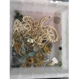 Costume Jewellery: Necklets x 15, brooches x 24, pendants x 3, bracelets x 2, cuff links x 3