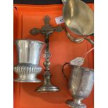 Hallmarked Silver: Beaker with reed pattern to base and top hallmarked London 1911, child's cup reed