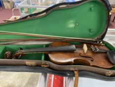 Musical Instruments: 19th cent. Continental violin with two bows of similar age. Spurious label to