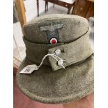 Militaria: WWII German Army M43 pattern Gebirgsjager (Mountain Troops) cap.