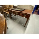 19th cent. Mahogany ladies desk cross banded inlay with ebony stringing, one long and two short