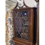 Late 19th cent. Mahogany display cabinet with beaded glass door, applied decorative beading, on