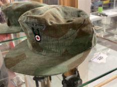 Militaria: WWII German splinter pattern camouflage army Gebirgsjager M43 pattern cap.